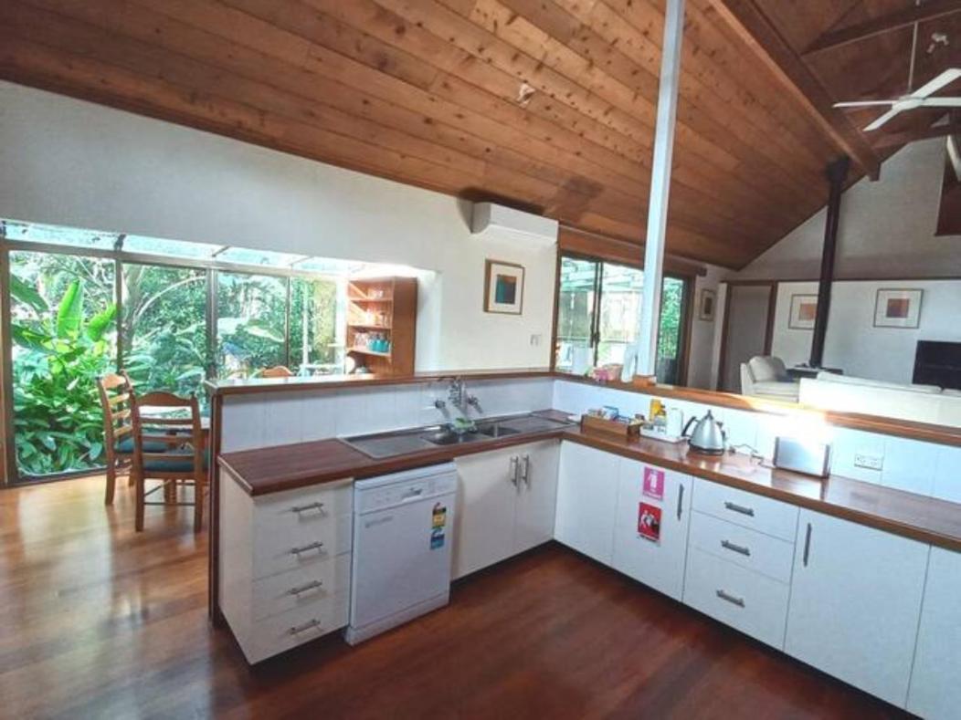 Lake Russell Retreat エメラルド・ビーチ エクステリア 写真