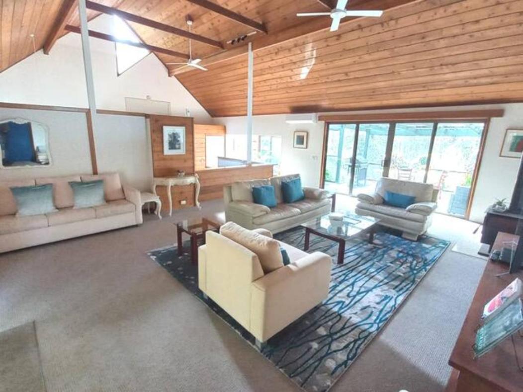 Lake Russell Retreat エメラルド・ビーチ エクステリア 写真