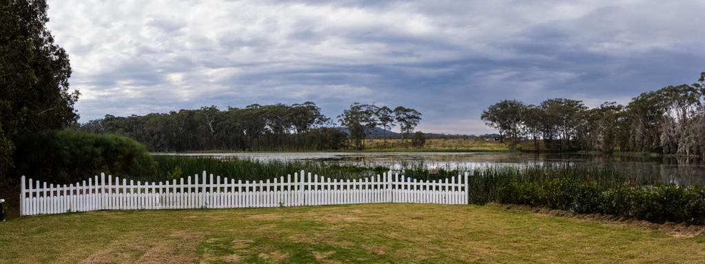 Lake Russell Retreat エメラルド・ビーチ エクステリア 写真